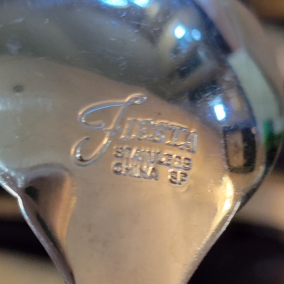 Fiesta Plum Purple Swirl Flatware & Mug ~ Retired Items & Color - Picture 11 of 16